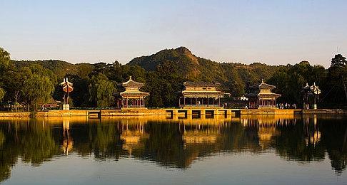 《控制》终极版更新：独占小岛秀夫联动任务登陆全平台